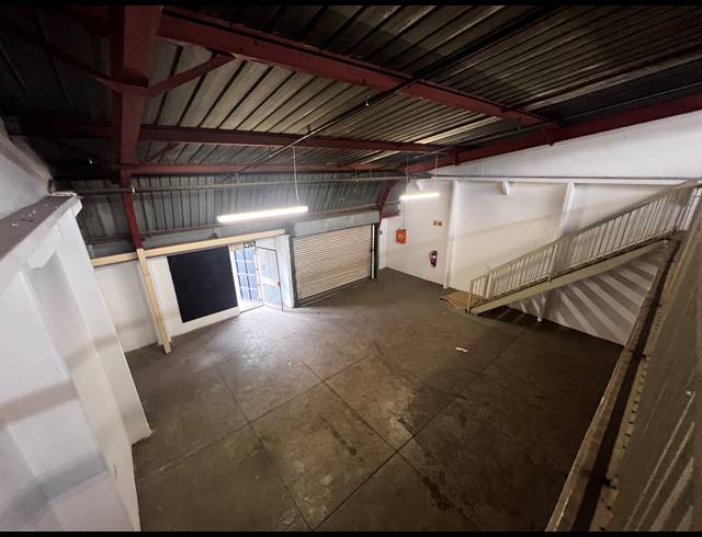 156M² MINI FACTORY TO LET IN STEELEDALE